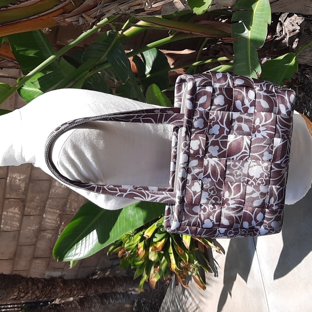 Harveys Chocolate Floral Large Tote